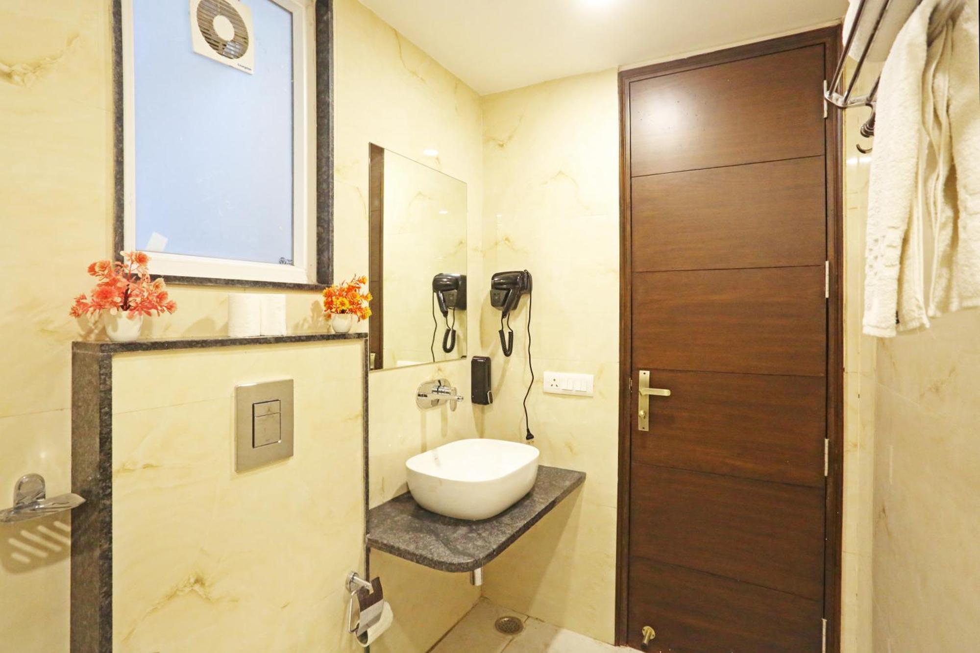 Frankstay By Hotel Mayfair Newly Built - New Delhi Exterior foto
